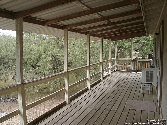 3rd image of 644 Canyon Springs Dr
