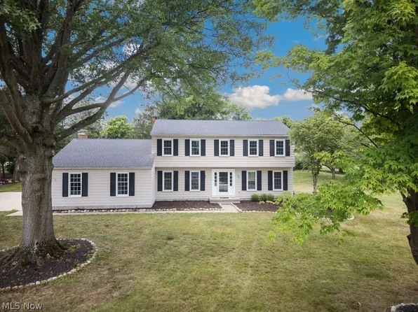 7220 Saybrook Dr, Hudson, OH 44236