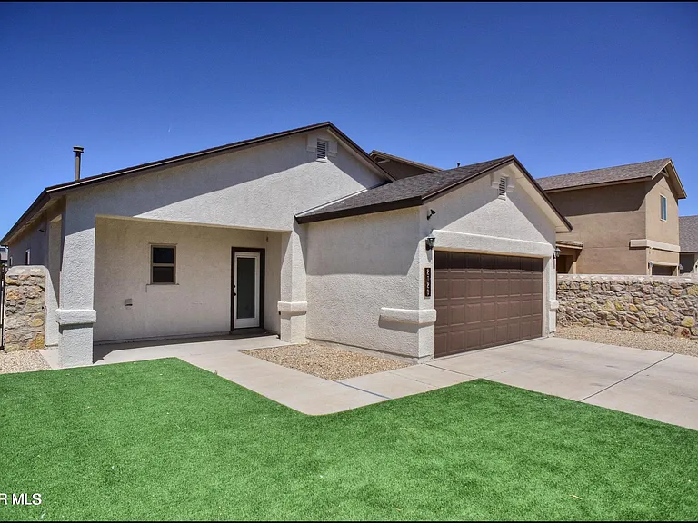 2120 Thomas Lackland St — Photo 38