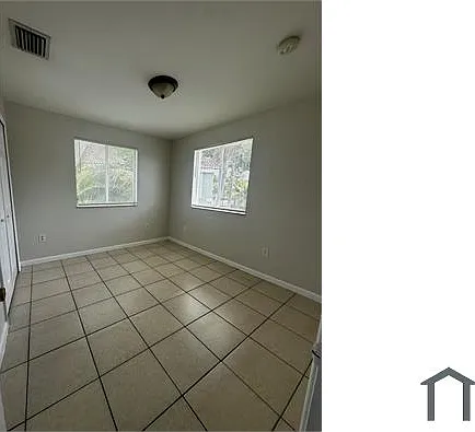 2718 SE 15th Pl — Photo 11