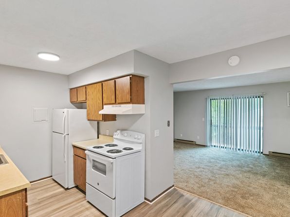 400 E River St #1840