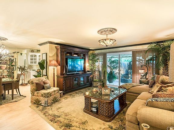 5th image of 26376 Oak Plain Dr
