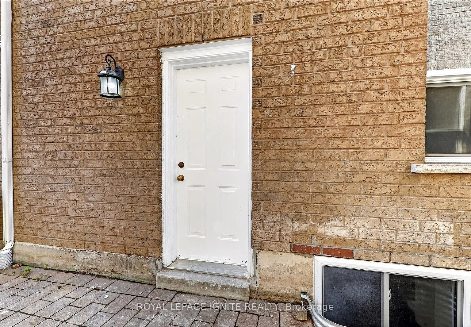 3 bed, $2,195 — Photo 4
