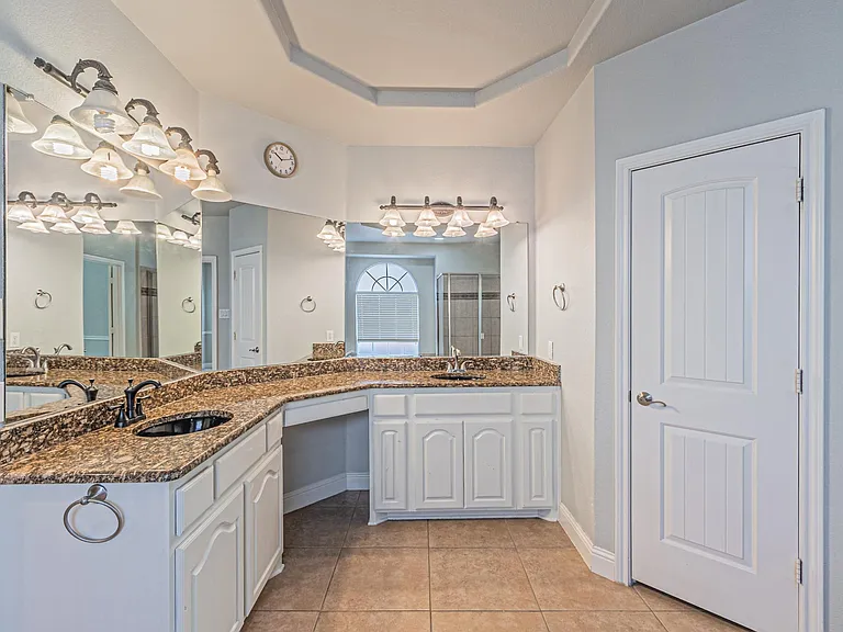 13074 Cordellera Ln — Photo 32