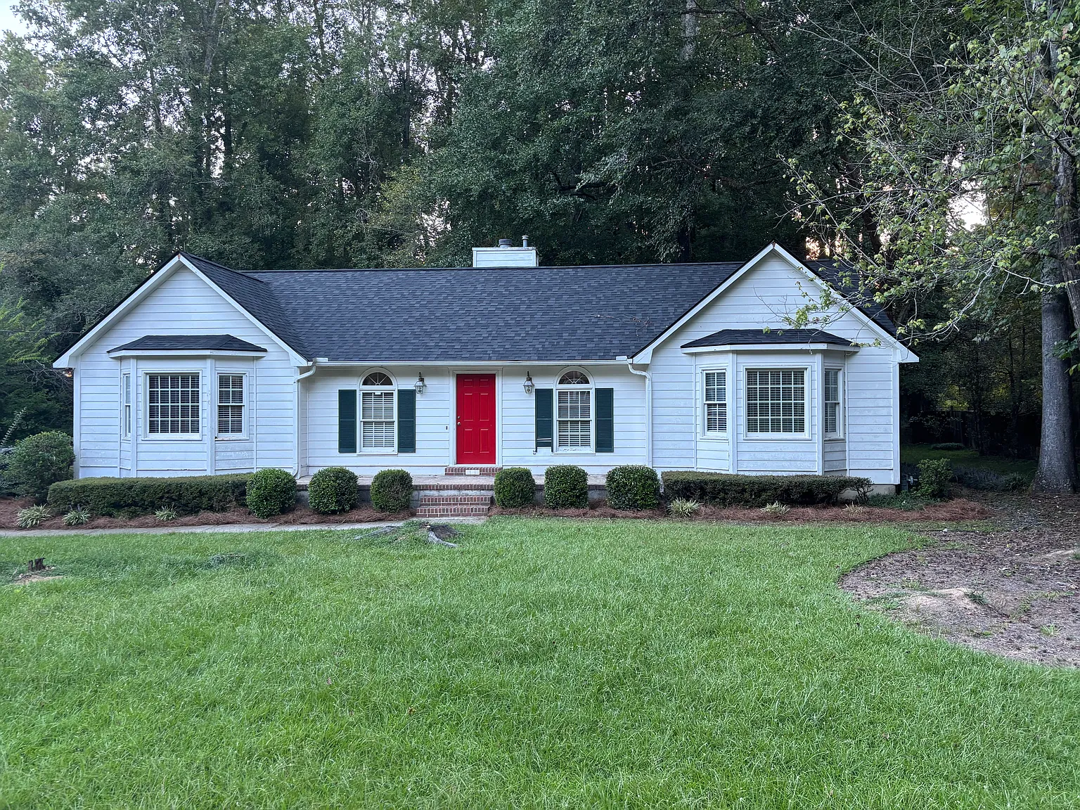 3 bed, 1948 sqft, $2,050 — Photo 1
