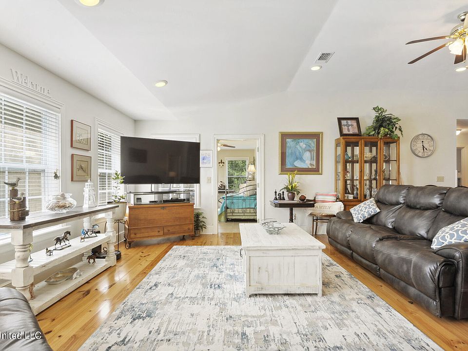 16063 Daytona Dr W, Pearlington, MS 39572 MLS 4026136 Zillow