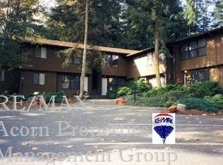 1201 SW Harrier Cir APT 104, Oak Harbor, WA 98277