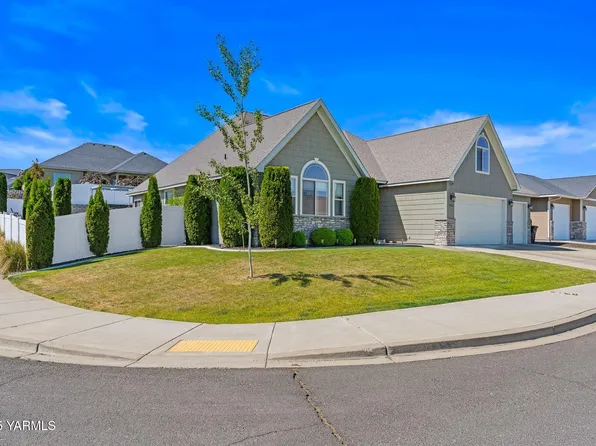 7302 Crown Crest Ave, Yakima, WA 98903