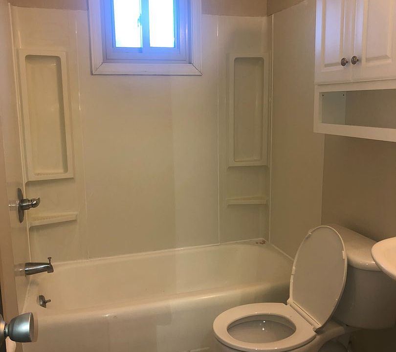 2nd image of 10 Indian Springs Dr APT E