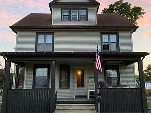 310 Grove St, Chicopee, MA 01020