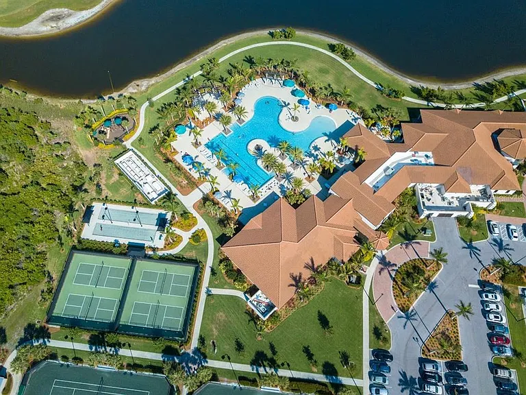 23972 Skyflower Ct — Photo 3