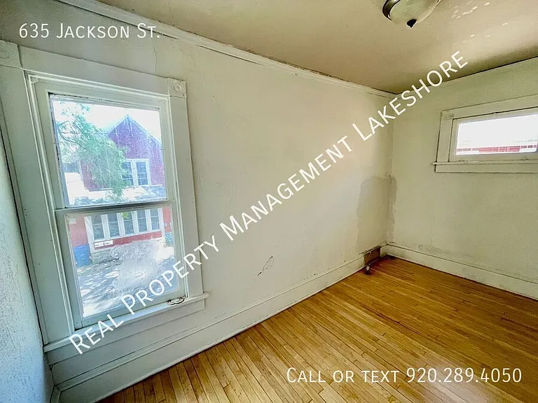 635 Jackson St — Photo 18
