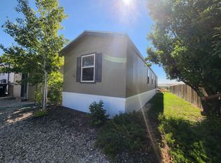 75 Yucca Cir, Mills, WY 82604