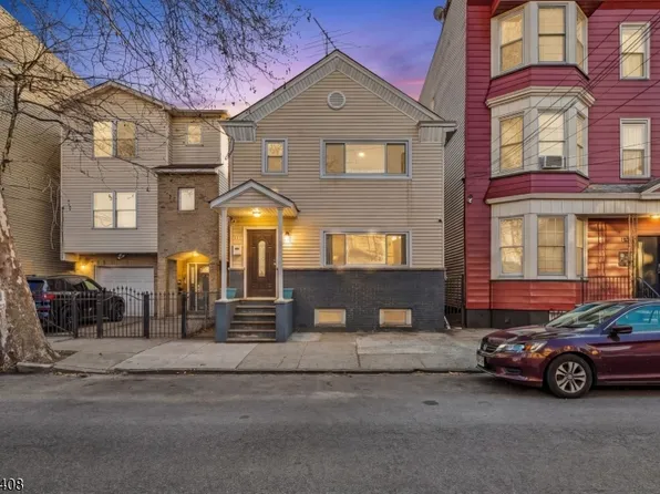 133 Brill St, Newark City, NJ 07105