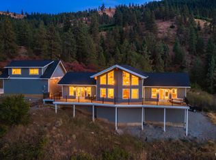5342 Whispering Ridge Dr, Wenatchee, WA 98801