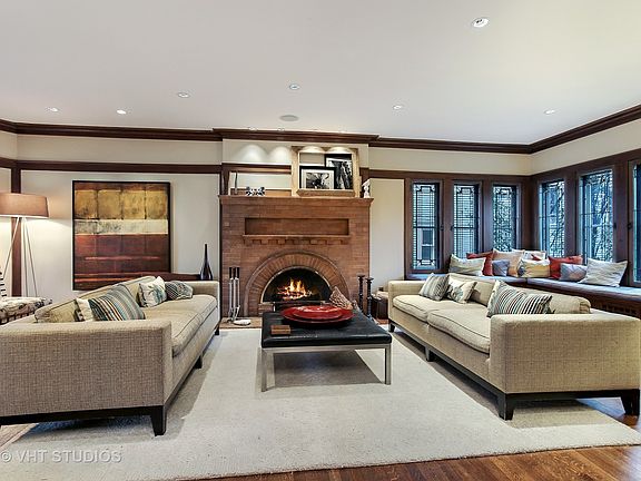 4th image of 619 Fair Oaks Ave