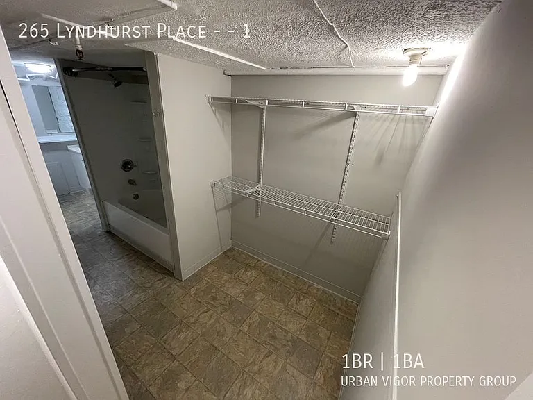 265 Lyndhurst Pl #1 — Photo 8