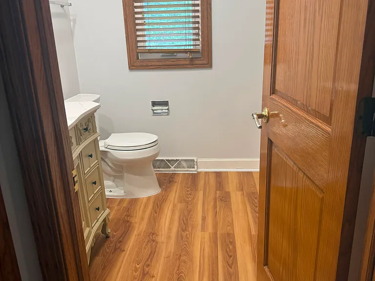 17305 Overhill Ave — Photo 15