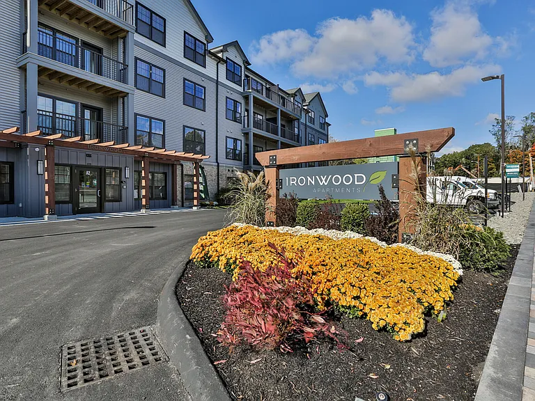 The Fairmount North Shore — Photo 15