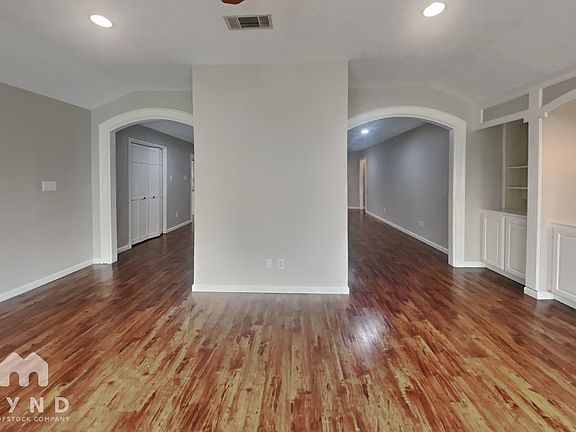 3rd image of 16915 Misty Creek Dr
