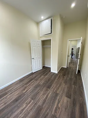 Rented by Mirador Real Estate | media 9