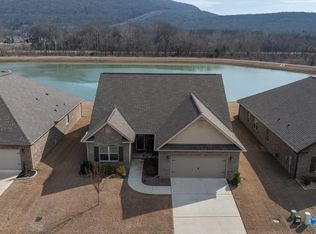 16323 Trestle St, Huntsville, AL 35803