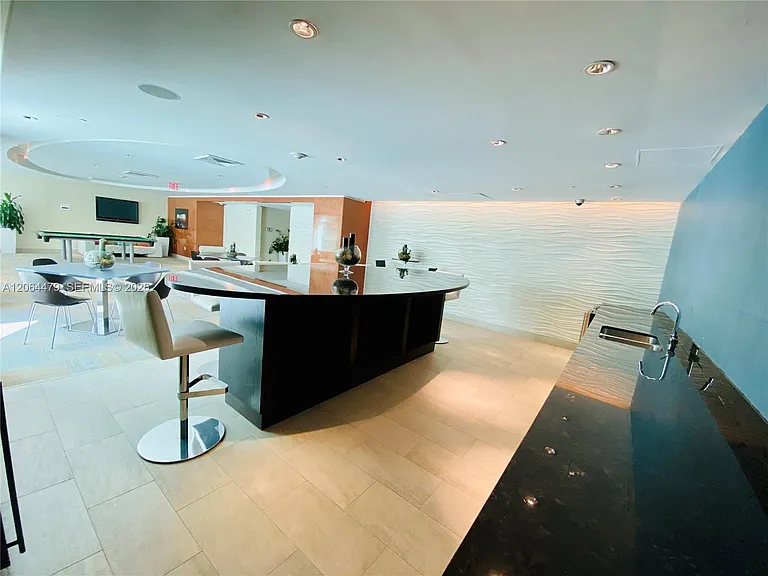 950 Brickell Bay Dr #3709 — Photo 42