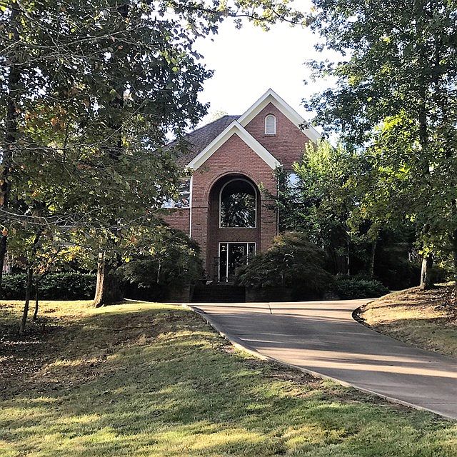1st image of 3883 Majestic Oaks Dr