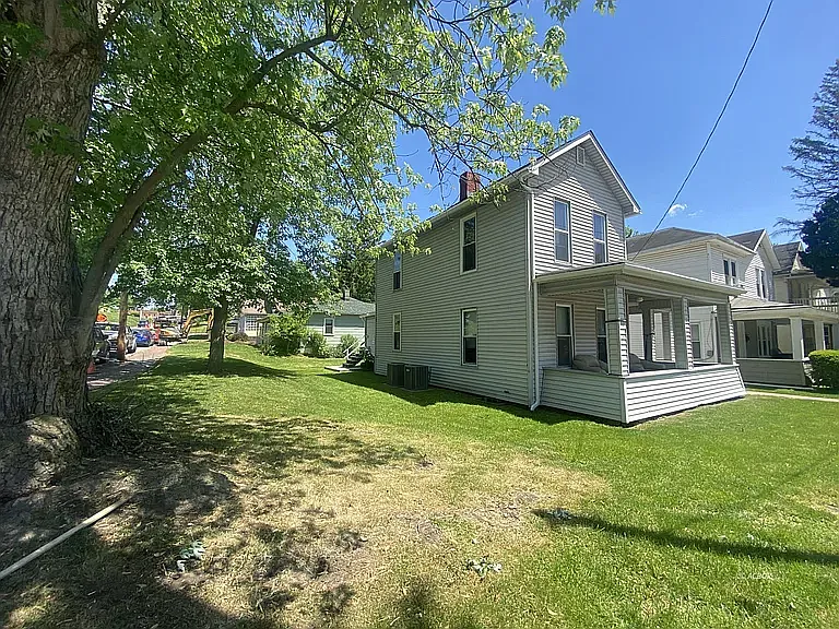 226 W Union St #1 — Photo 16