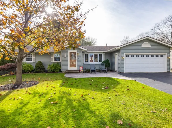 109 Floren Dr, Rochester, NY 14612