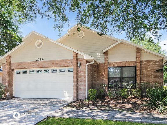 3rd image of 2724 Whisper Lakes Club Cir
