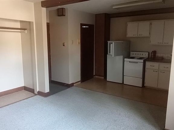 4th image of 2230 Retallack STREET