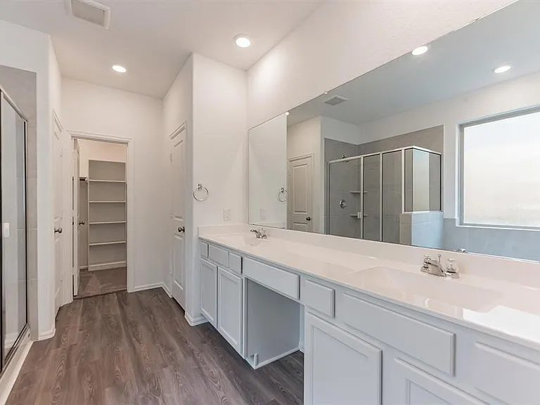6016 Heritage Creek Ln — Photo 20