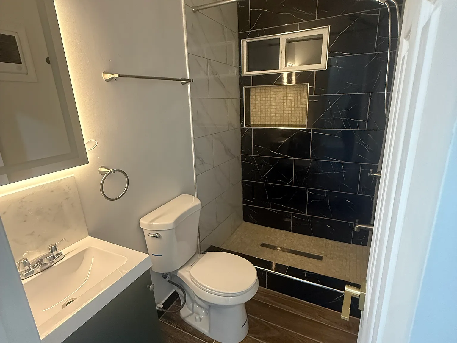 1 bed, 600 sqft, $1,100 — Photo 3