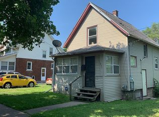1221 Ballard St, Lansing, MI 48906
