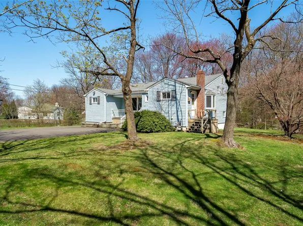 168 N Middletown Road N, Nanuet, NY 10954