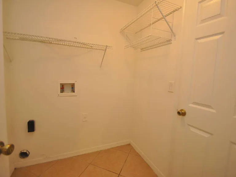 37 Louisburg Ln — Photo 17