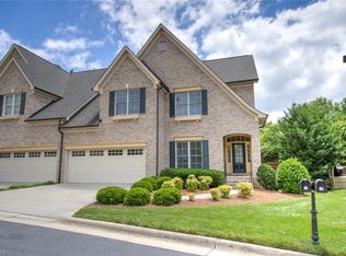 10 Linden Ln, Greensboro, NC 27410