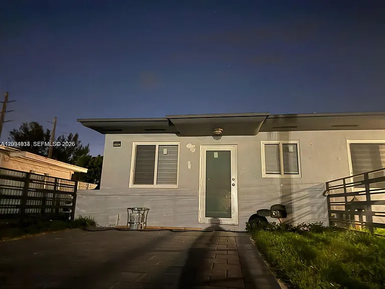 225 SW 76th Ct #225 — Photo 1