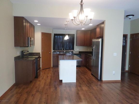 5th image of 314 26th Ave NE