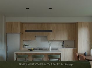 16 Vanevery St #5, Toronto, ON M8V 1Y6