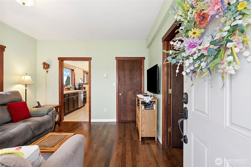 2nd image of 4029 E J Street