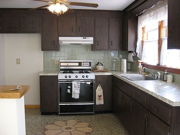 Kitchen has seperate eating area
