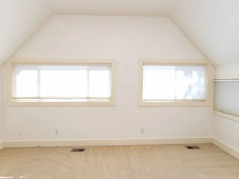 12 W Brookside St — Photo 33
