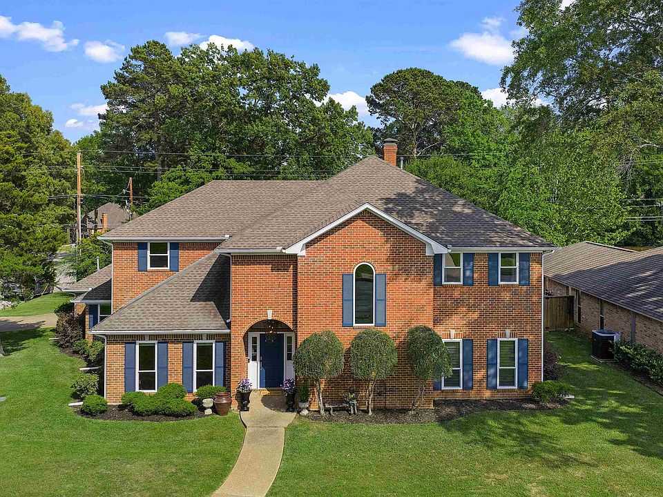 1st image of 1300 Enchanted Ln