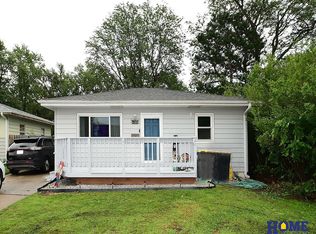 908 N Cotner Blvd, Lincoln, NE 68505