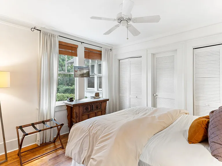 160 Sans Souci St — Photo 13