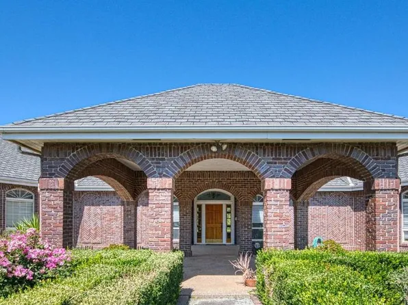 4715 E Copper Ave, Clovis, CA 93619