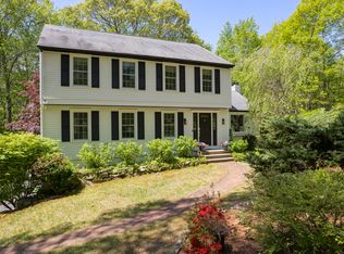 4 Sheffield Ln, Madison, CT 06443