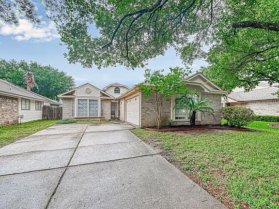 2nd image of 1718 Whiteback Dr